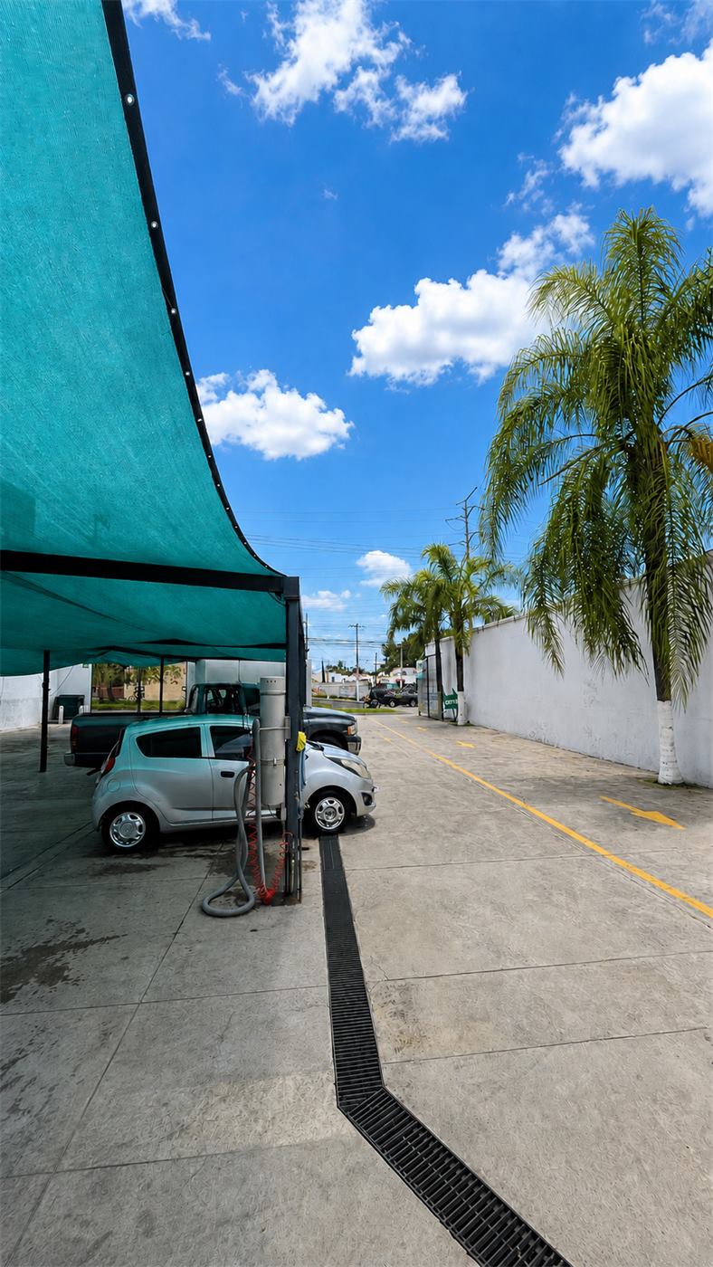 Instalaciones de Alpha Car Wash Batán 7