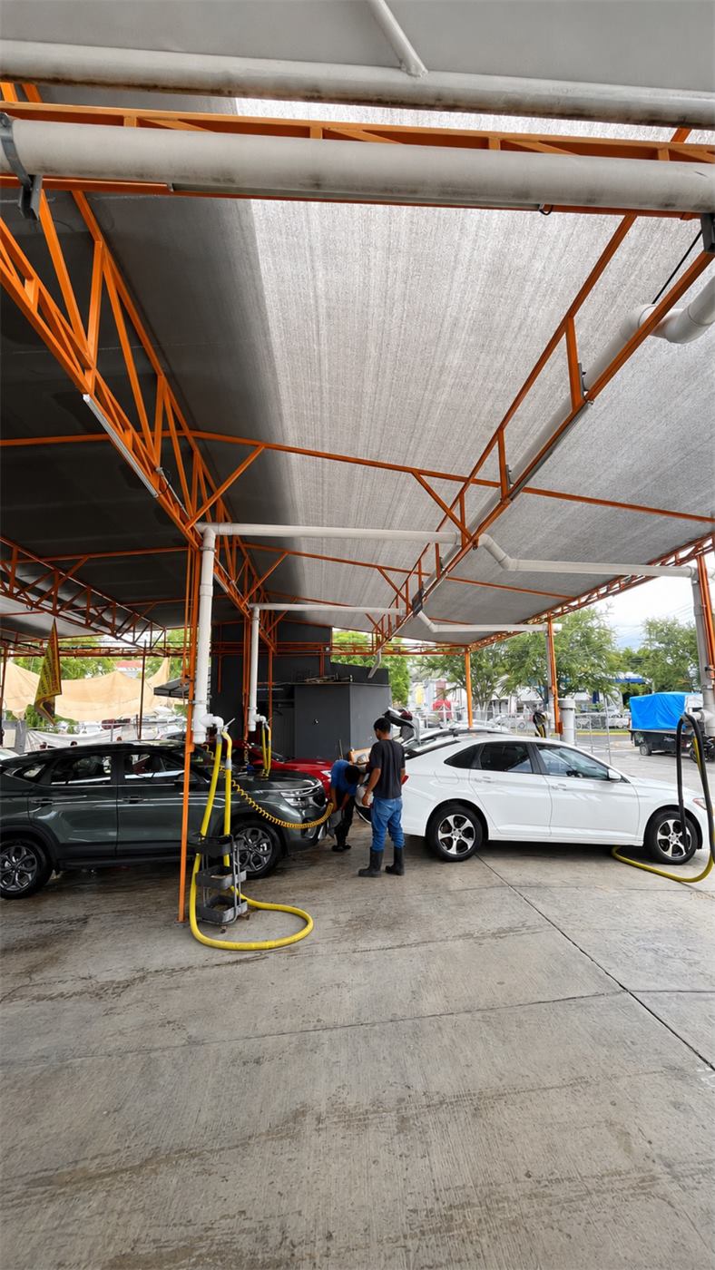 Instalaciones de Alpha Car Wash Moctezuma 4